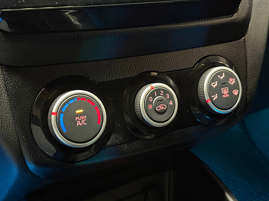 Kia Rio Luxe FCC, 2016 года, пробег 144000 км