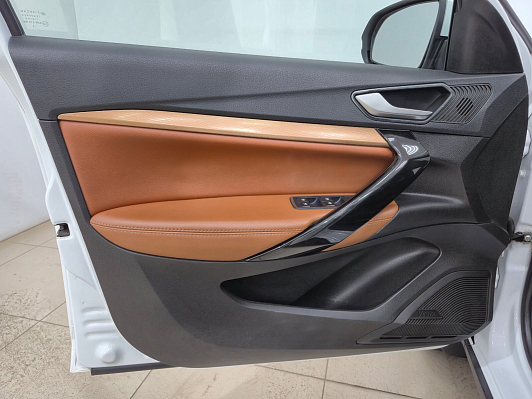 Lada (ВАЗ) Vesta, 2024 года, пробег 27760 км