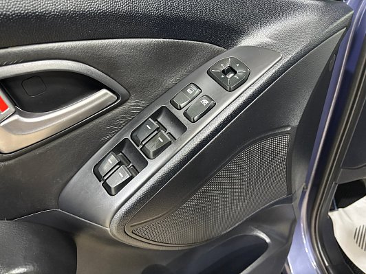 Hyundai ix35 Start, 2011 года, пробег 267200 км