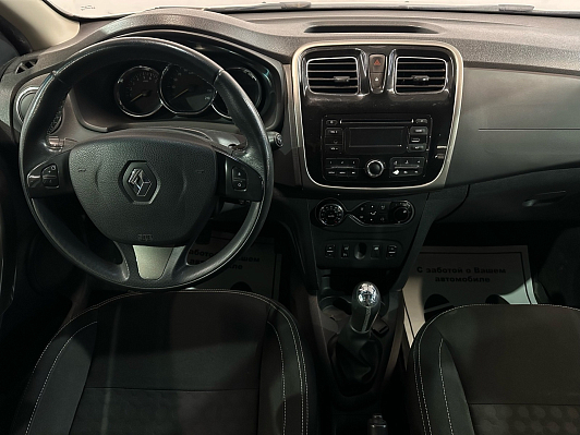 Renault Sandero Confort, 2016 года, пробег 140000 км