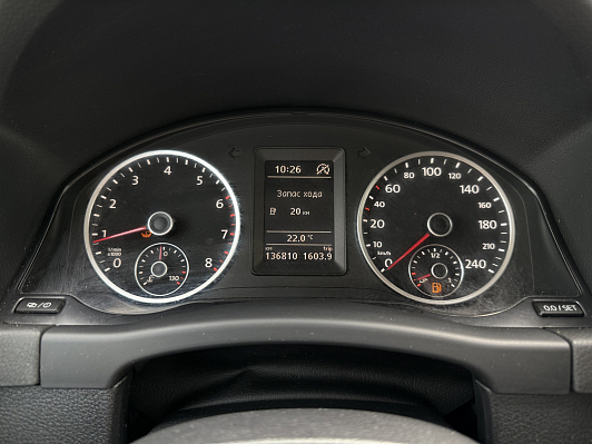 Volkswagen Tiguan Trend&Fun, 2013 года, пробег 136000 км