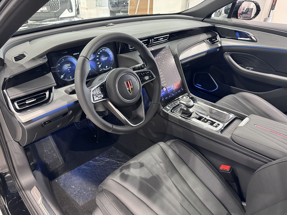 Hongqi H5 Deluxe +, черный