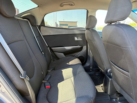Kia Rio Luxe, 2015 года, пробег 212450 км