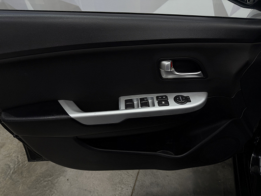 Kia Rio, 2013 года, пробег 178105 км