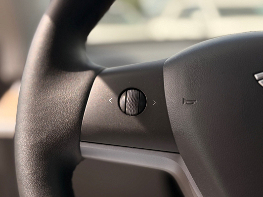 Tesla Model Y, 2021 года, пробег 44150 км