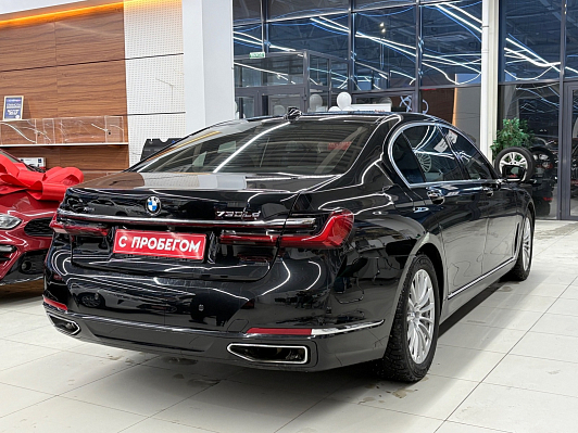 BMW 7 серии, 2020 года, пробег 102145 км