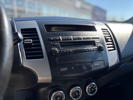 Mitsubishi Outlander Instyle, 2011 года, пробег 197181 км