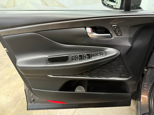 Hyundai Santa Fe Prestige 7 мест + Smart Sense, 2021 года, пробег 114114 км