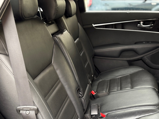 Kia Sorento Prestige 2015, 2016 года, пробег 267000 км