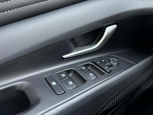 Hyundai Elantra Premium Edition, 2023 года, пробег 32895 км