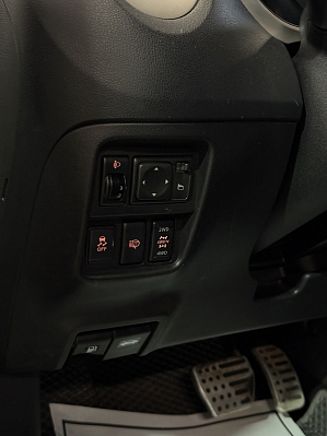 Nissan Juke SE+ Sport, 2011 года, пробег 191000 км