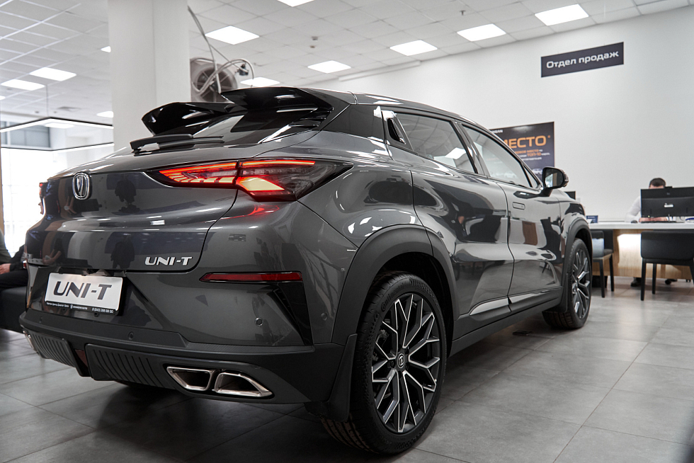 Changan UNI-T Tech, серый