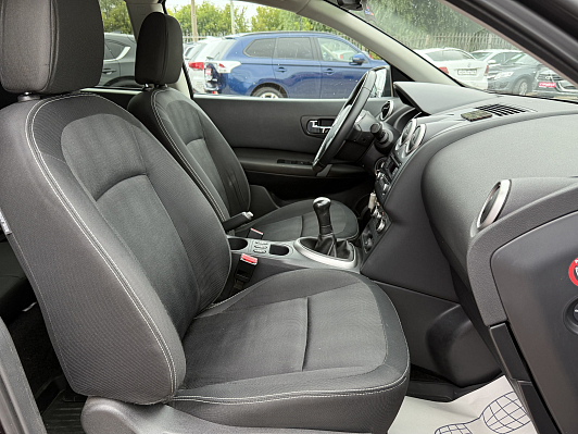 Nissan Qashqai SE+, 2010 года, пробег 99000 км