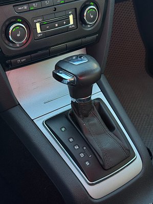 Skoda Octavia Elegance, 2013 года, пробег 245460 км