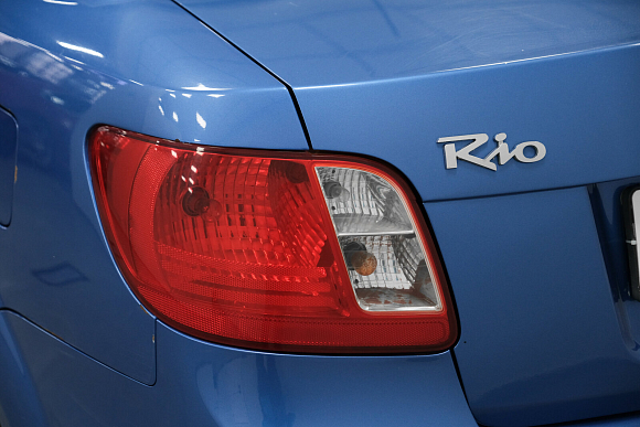 Kia Rio Luxe, 2011 года, пробег 248000 км