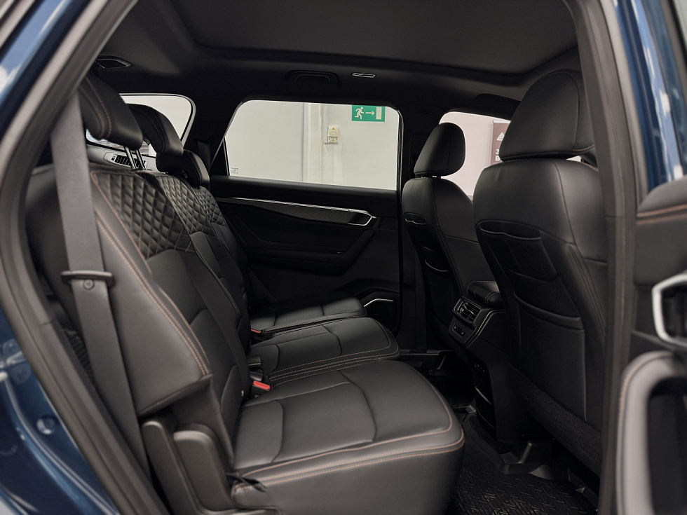 Geely Okavango Flagship, синий