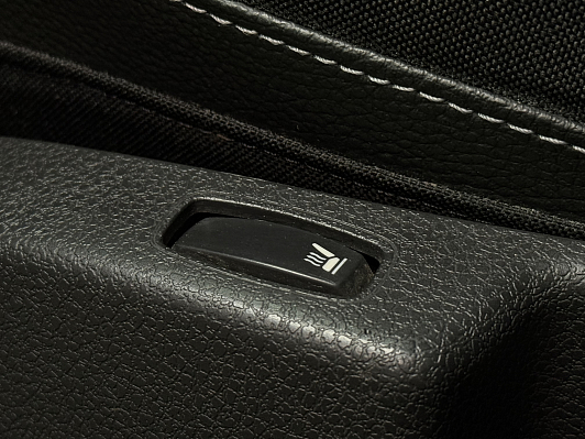 Lada (ВАЗ) XRAY Top Prestige (2015-2016), 2016 года, пробег 187000 км