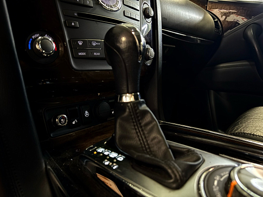 Infiniti QX80 Hi-tech, 2014 года, пробег 148868 км