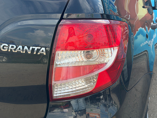 Lada (ВАЗ) Granta Luxe Prestige Glonass 21907-52-235, 2018 года, пробег 145400 км