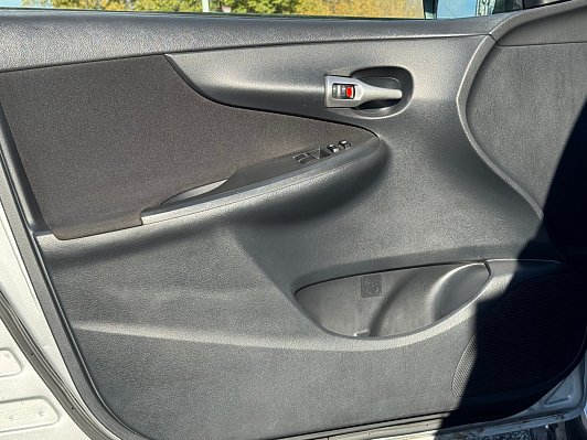 Toyota Corolla, 2011 года, пробег 196682 км