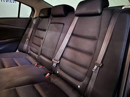 Mazda 6 Supreme Plus, 2015 года, пробег 212000 км