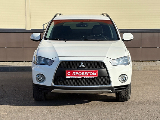 Mitsubishi Outlander Intense, 2011 года, пробег 267000 км