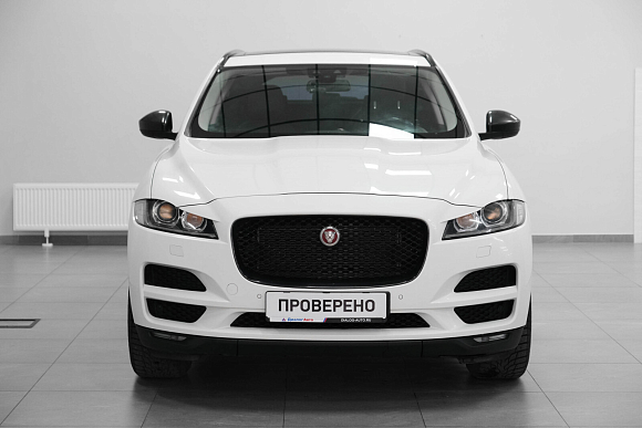 Jaguar F-Pace Pure, 2018 года, пробег 137210 км