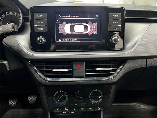 Skoda Rapid Active, 2021 года, пробег 43000 км