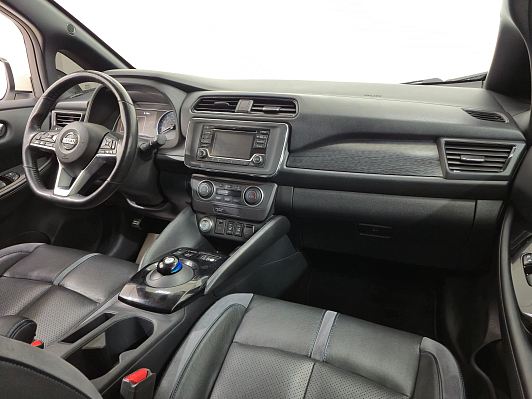Nissan Leaf, 2019 года, пробег 53097 км