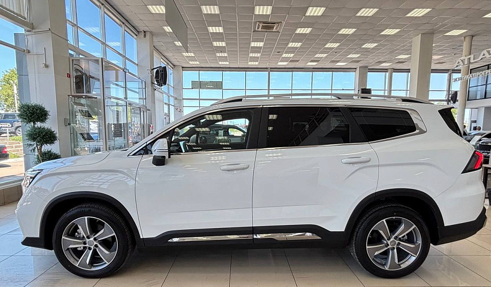 Geely Okavango Luxury, белый