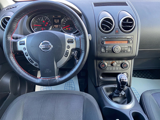 Nissan Qashqai SE, 2012 года, пробег 240000 км