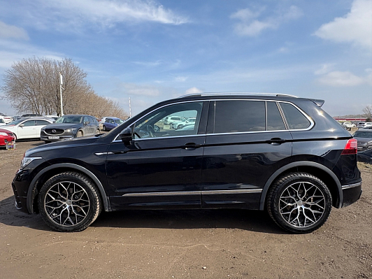 Volkswagen Tiguan R-Line, 2021 года, пробег 53843 км
