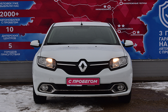 Renault Logan Privilege, 2015 года, пробег 122000 км