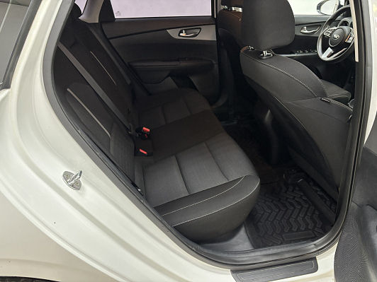 Kia Cerato Comfort, 2019 года, пробег 76867 км