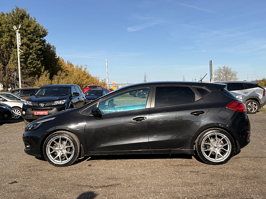 Kia Ceed Prestige, 2015 года, пробег 165000 км