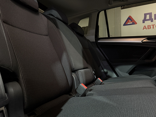 Volkswagen Tiguan Winter Edition, 2019 года, пробег 123369 км