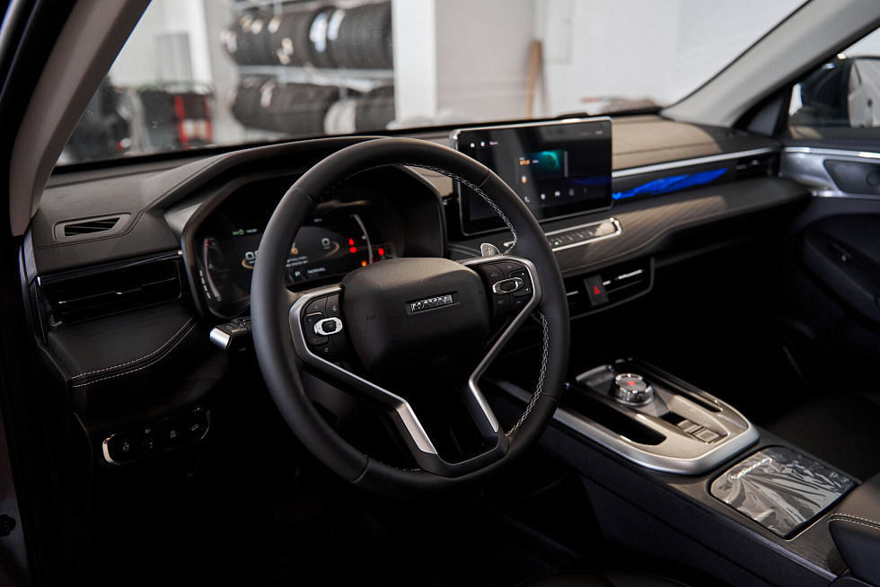 Haval Jolion Техно+, черный