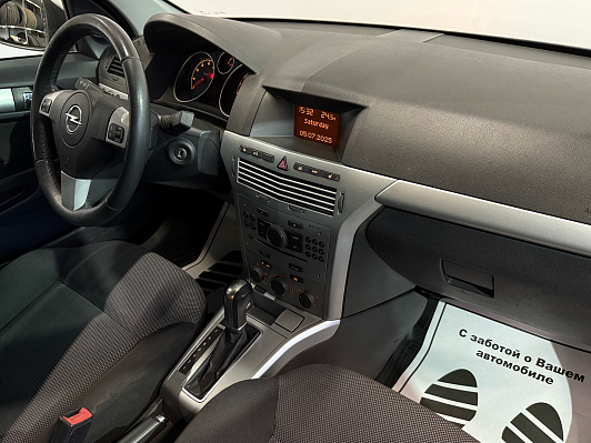Opel Astra, 2014 года, пробег 75000 км