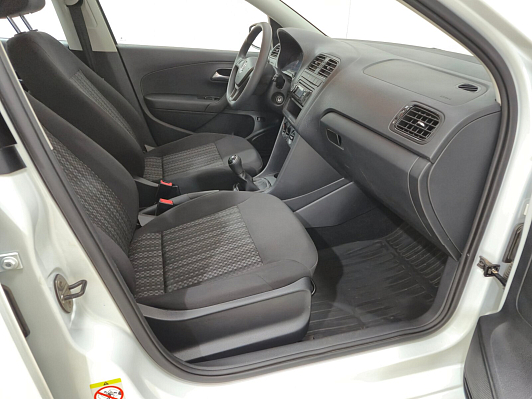 Volkswagen Polo Life, 2019 года, пробег 40138 км