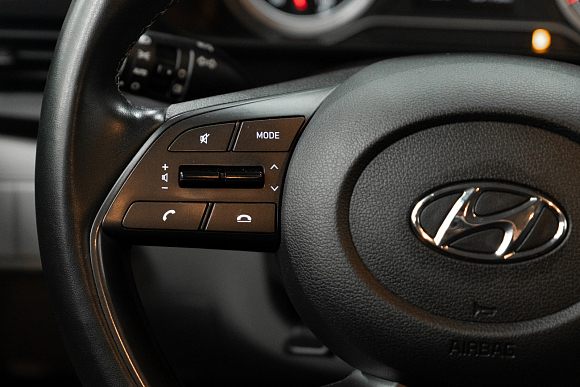 Hyundai i20 Active, 2023 года, пробег 25000 км