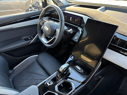 Geely Atlas Flagship Sport, 2024 года, пробег 46298 км