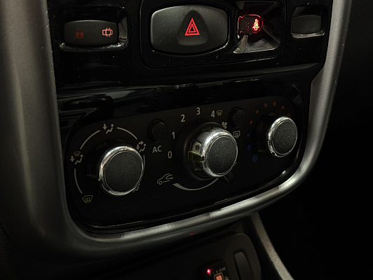 Renault Duster LE Adventure, 2013 года, пробег 168195 км