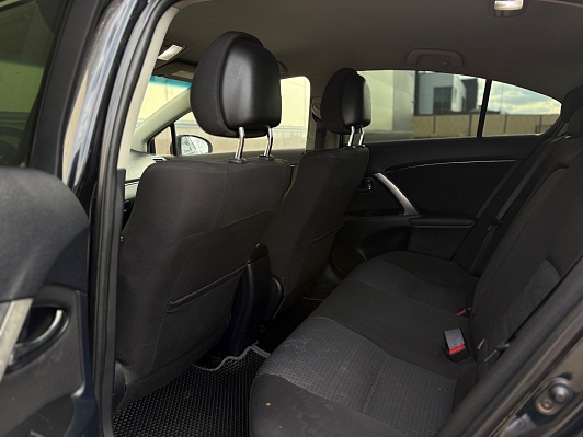 Toyota Avensis, 2011 года, пробег 184380 км