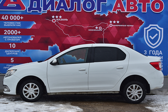 Renault Logan Privilege, 2015 года, пробег 122000 км