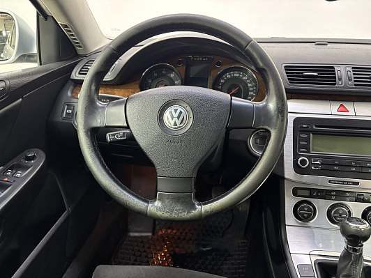 Volkswagen Passat, 2006 года, пробег 308000 км