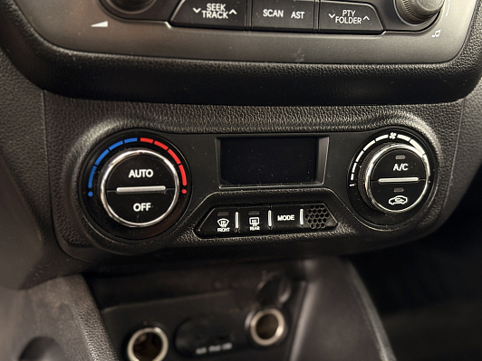 Kia Rio, 2013 года, пробег 197592 км