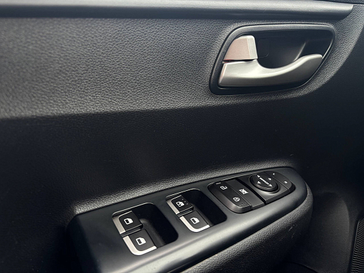 Kia Rio Comfort, 2021 года, пробег 83205 км