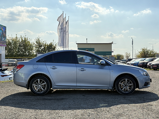 Chevrolet Cruze LS, 2011 года, пробег 206463 км