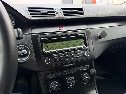 Volkswagen Passat Trendline, 2009 года, пробег 253000 км
