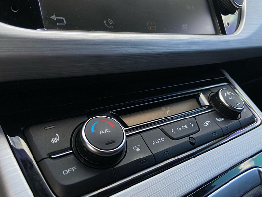 Geely Atlas Comfort, 2018 года, пробег 60000 км